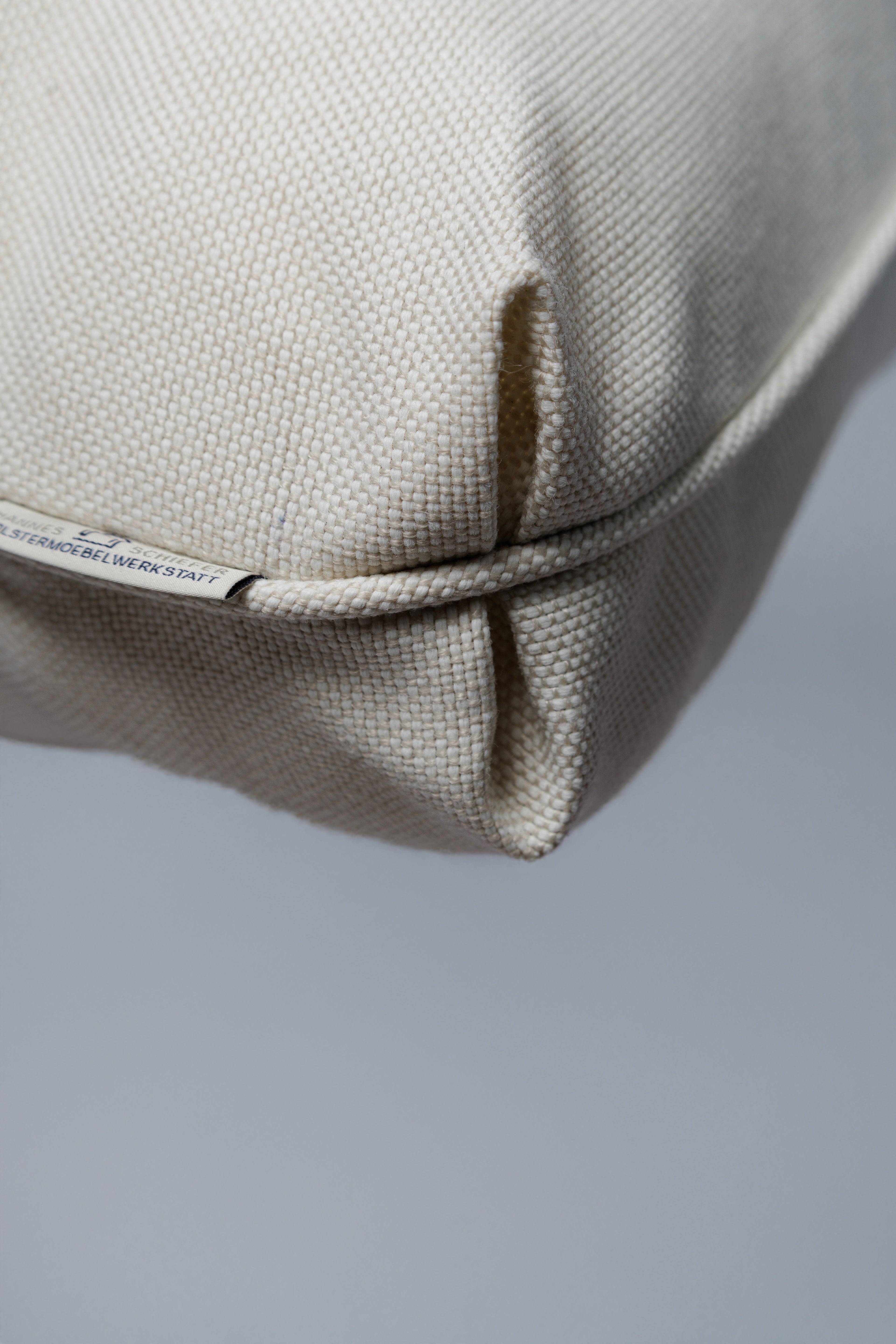 Nahaufnahme hochwertige Eckenverarbeitung